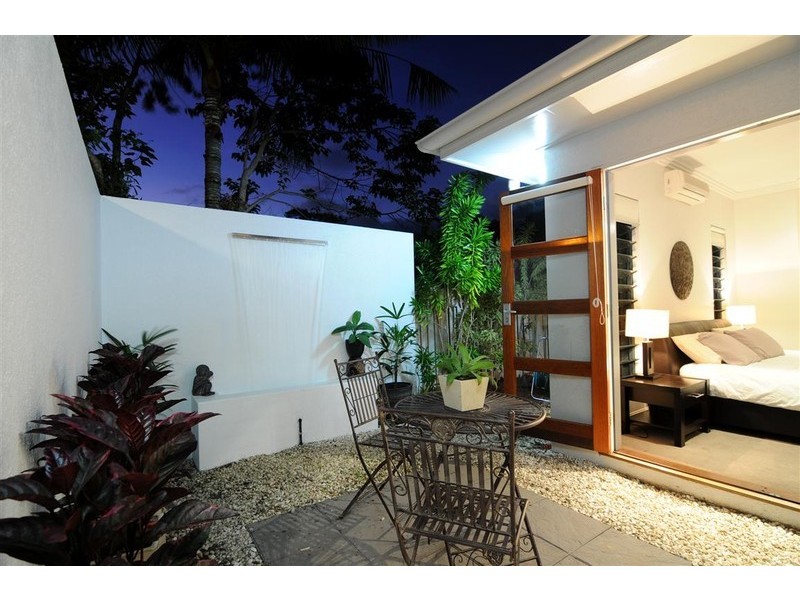 33 Parkinson Avenue, Kewarra Beach QLD 4879