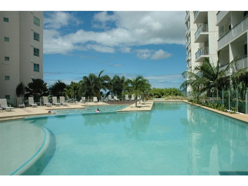 805 Trilogy Apts 99  Esplanade, Cairns QLD 4870