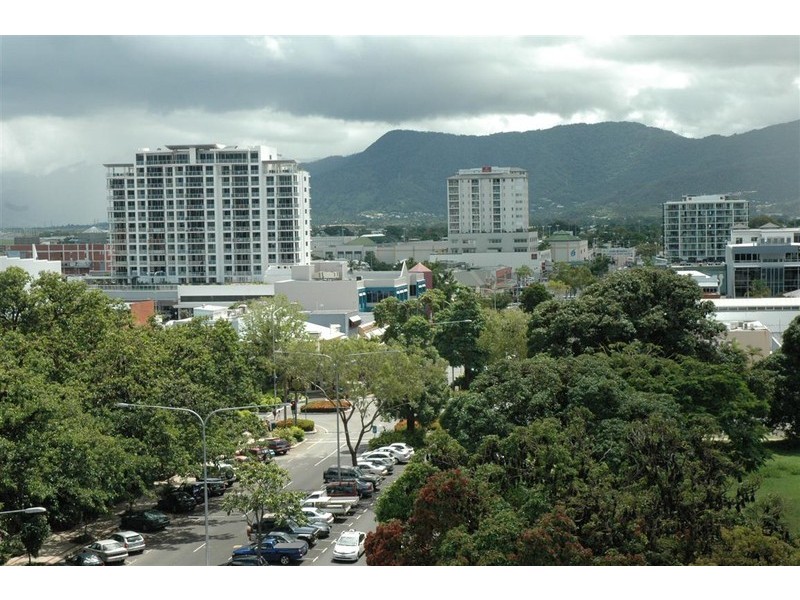805 Trilogy Apts 99  Esplanade, Cairns QLD 4870