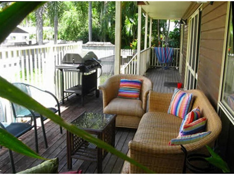 1/21 Limpit Avenue, Port Douglas QLD 4877
