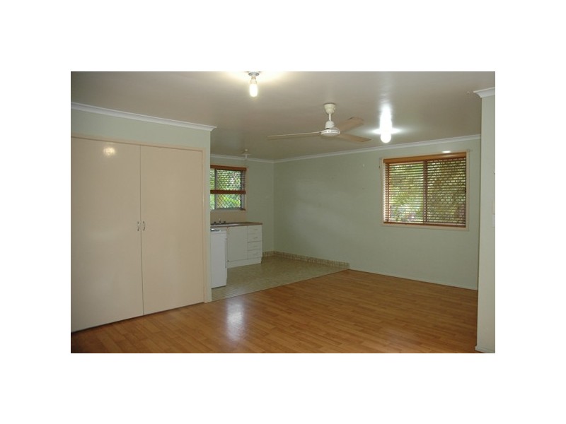 13 Hepburn Street, White Rock QLD 4868