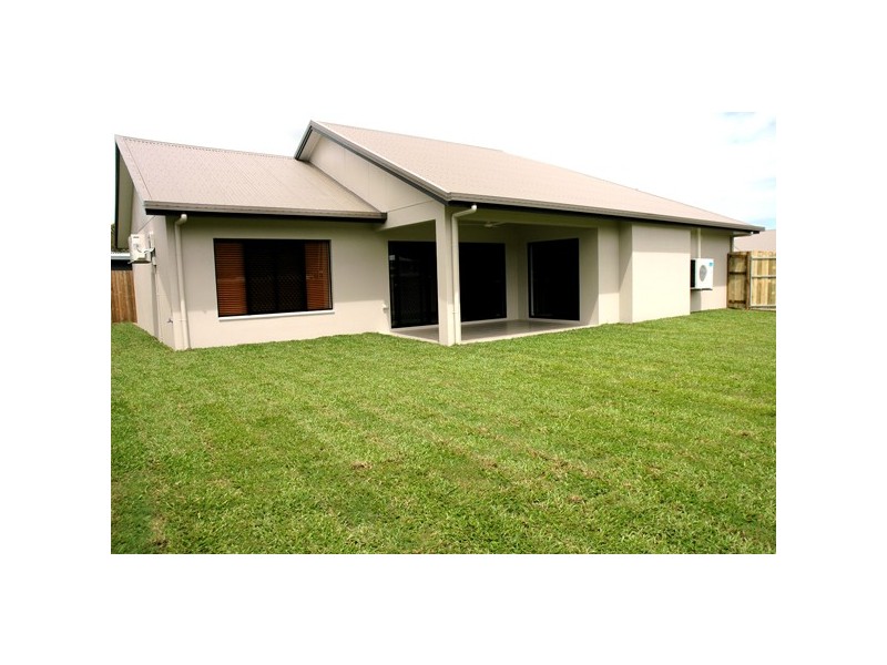 1 KABAN GROVE, Trinity Park QLD 4879