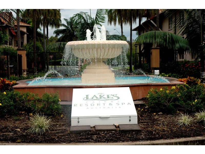 306 / 373 McLeod, Cairns North QLD 4870