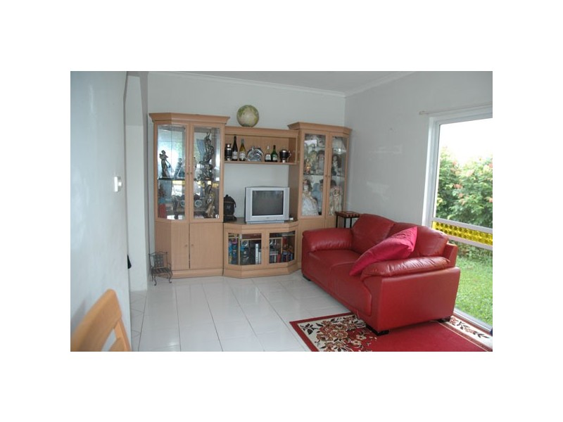 48 Robert Road, Bentley Park QLD 4869