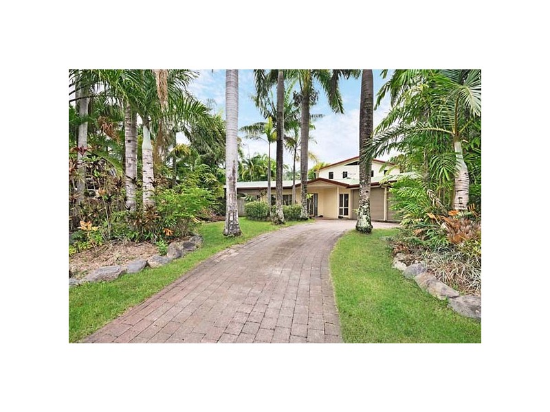 23 Isaac Smith Close, Kewarra Beach QLD 4879