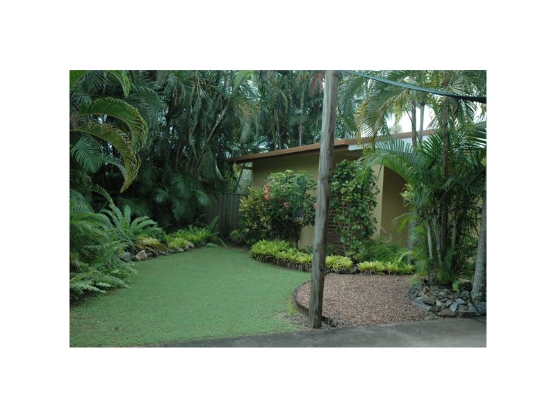 3 Caribbean Street, Holloways Beach QLD 4878