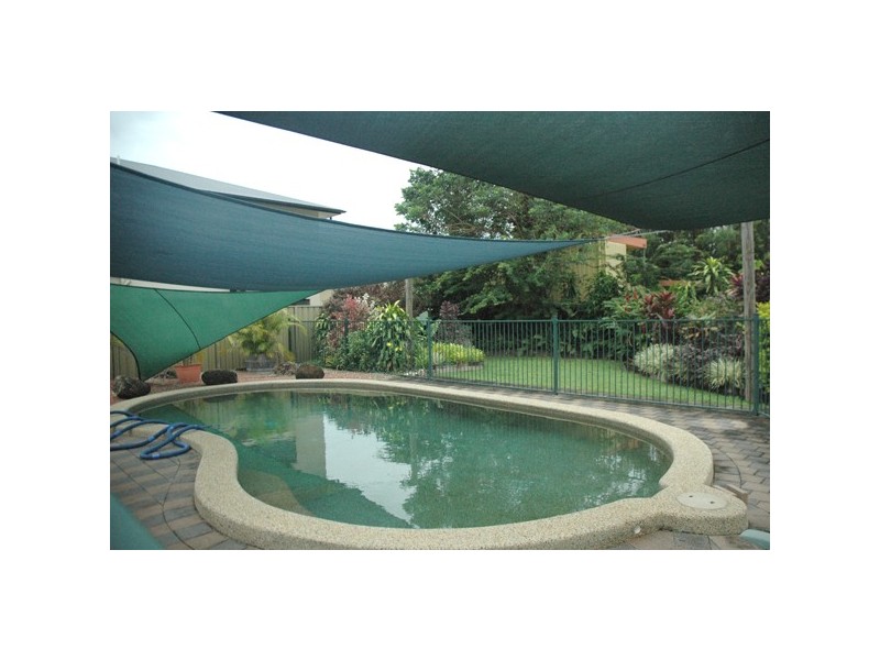 3 Caribbean Street, Holloways Beach QLD 4878