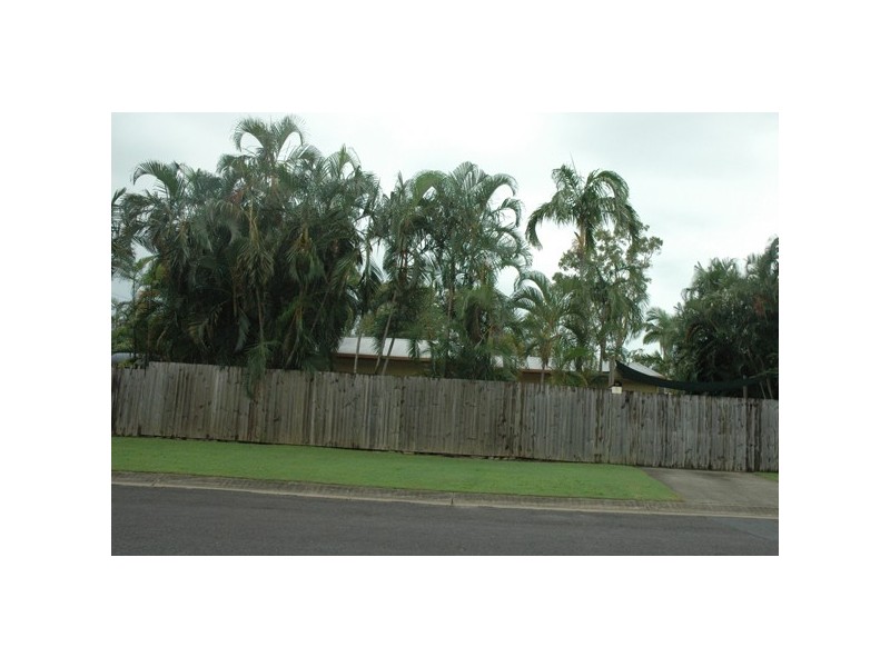 3 Caribbean Street, Holloways Beach QLD 4878