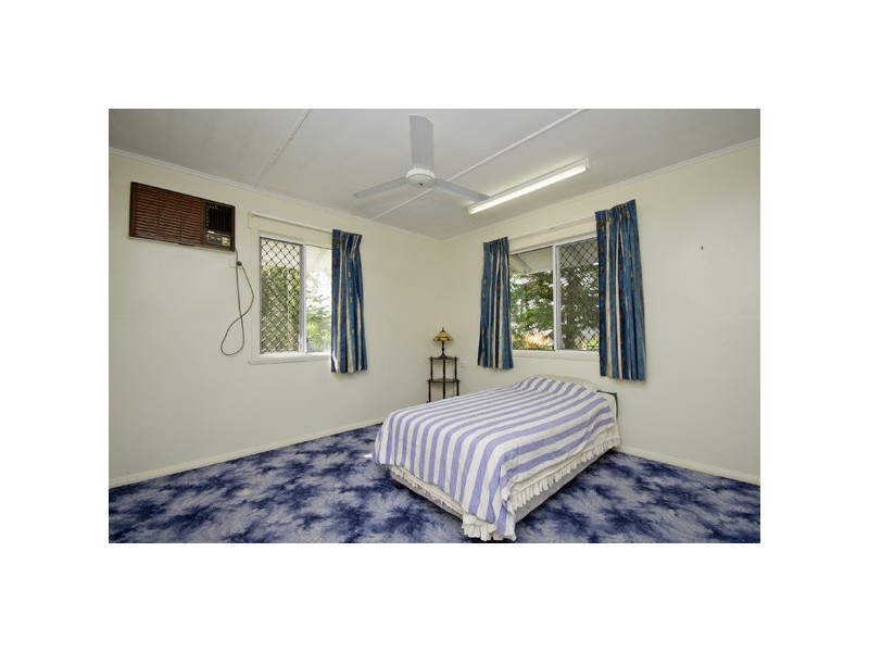 28  Dalton Street, Bungalow QLD 4870