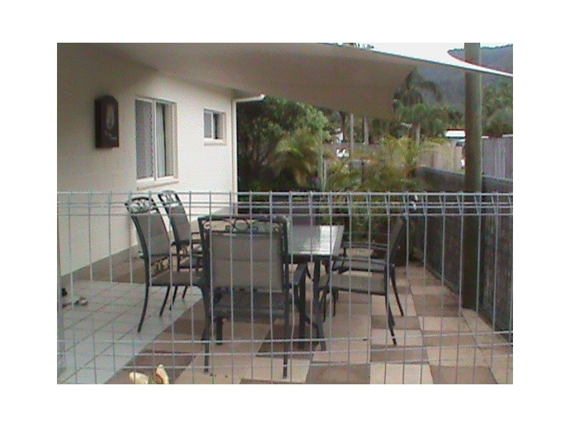 1/16 Golden Grove Drive, Bentley Park QLD 4869