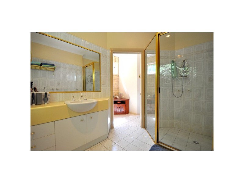 34 – 36 Lark Close, Clifton Beach QLD 4879