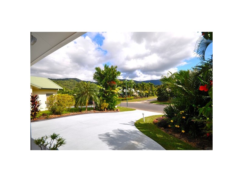 7 Bramble Street, Clifton Beach QLD 4879