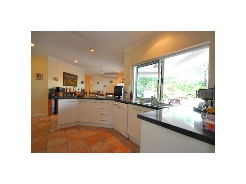 7 Bramble Street, Clifton Beach QLD 4879