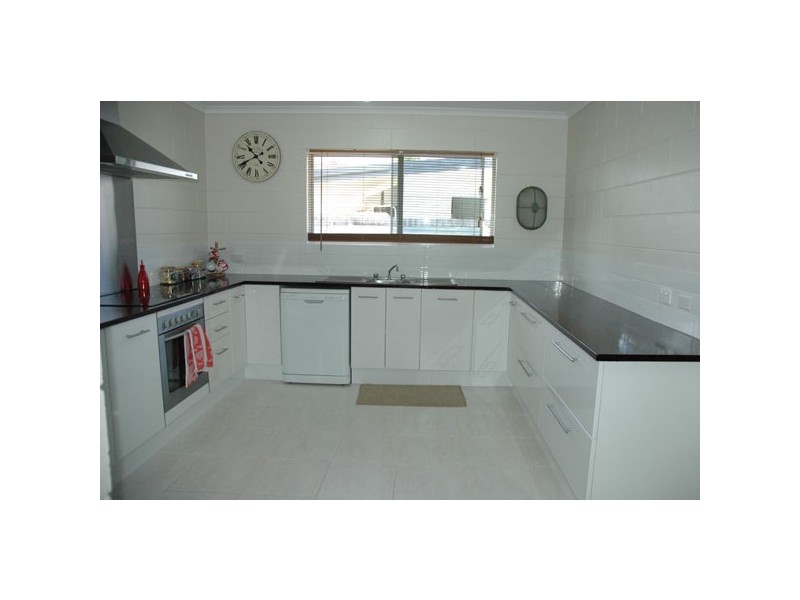 1/28  Badilla Street, Edmonton QLD 4869