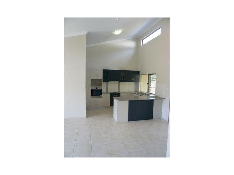 28 Seclusion Drive, Palm Cove QLD 4879