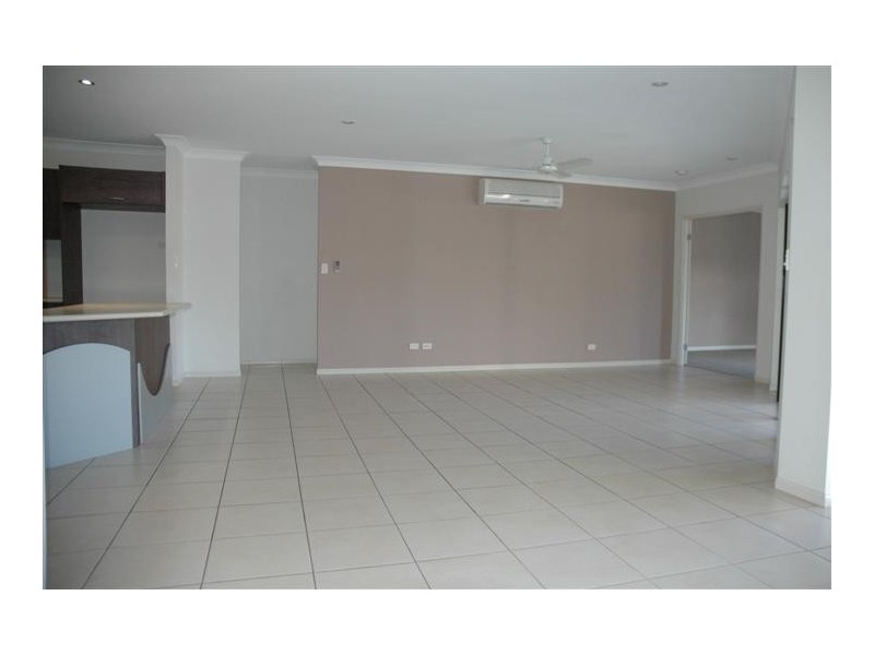 24 Seclusion Drive, Palm Cove QLD 4879