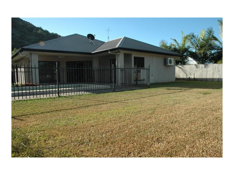 24 Seclusion Drive, Palm Cove QLD 4879