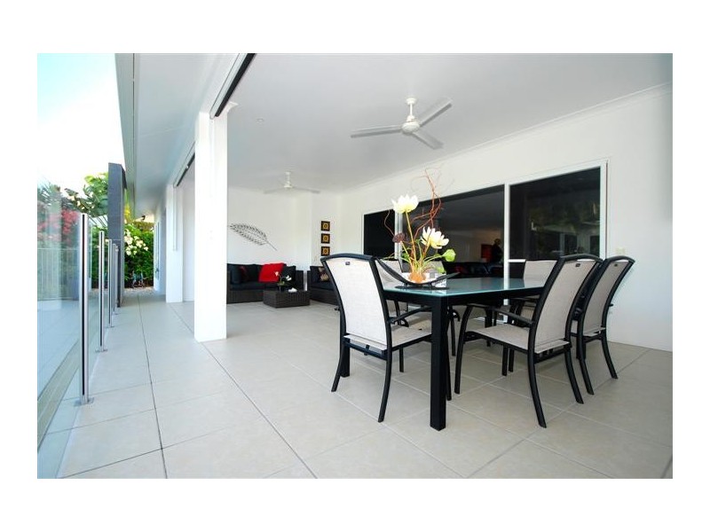 10  St. Crispin Street, Clifton Beach QLD 4879
