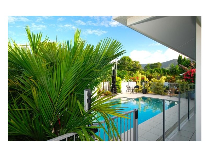 10  St. Crispin Street, Clifton Beach QLD 4879