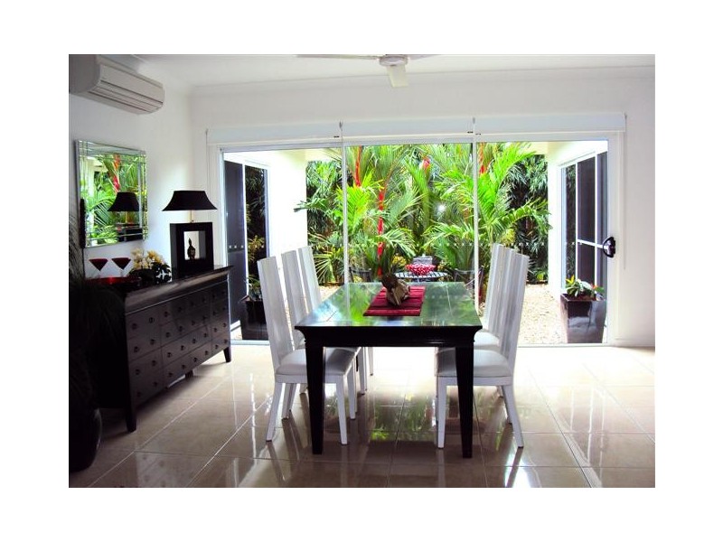 10  St. Crispin Street, Clifton Beach QLD 4879