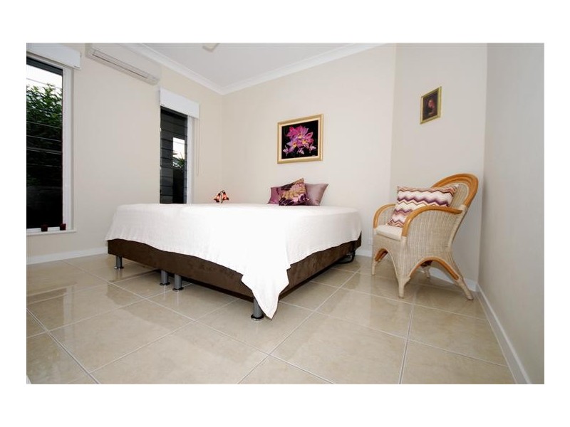 10  St. Crispin Street, Clifton Beach QLD 4879