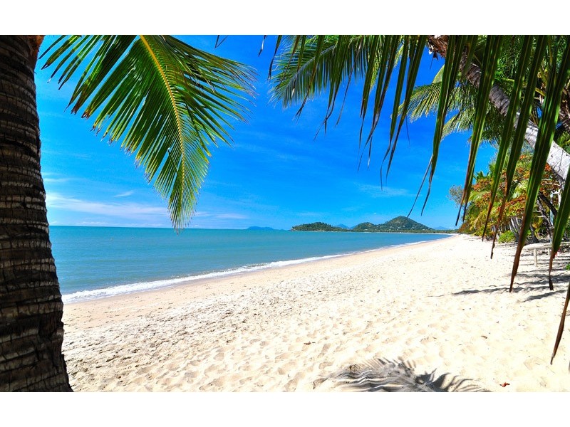 4  Barrier Close, Clifton Beach QLD 4879