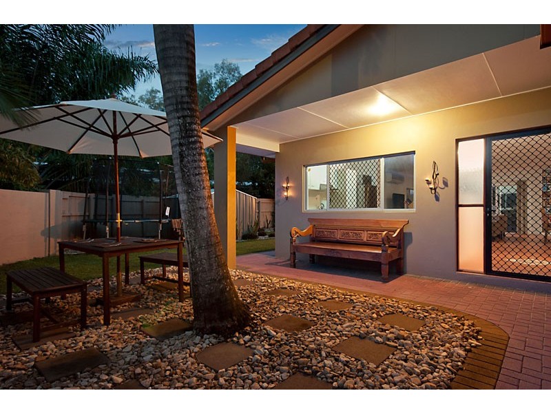 4  Barrier Close, Clifton Beach QLD 4879