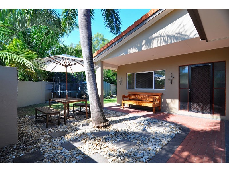 4  Barrier Close, Clifton Beach QLD 4879