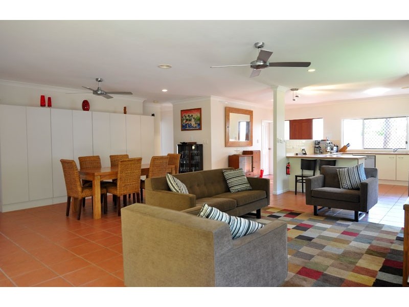 4  Barrier Close, Clifton Beach QLD 4879