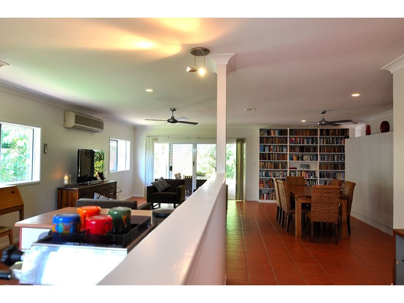 4  Barrier Close, Clifton Beach QLD 4879