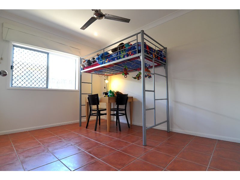 4  Barrier Close, Clifton Beach QLD 4879