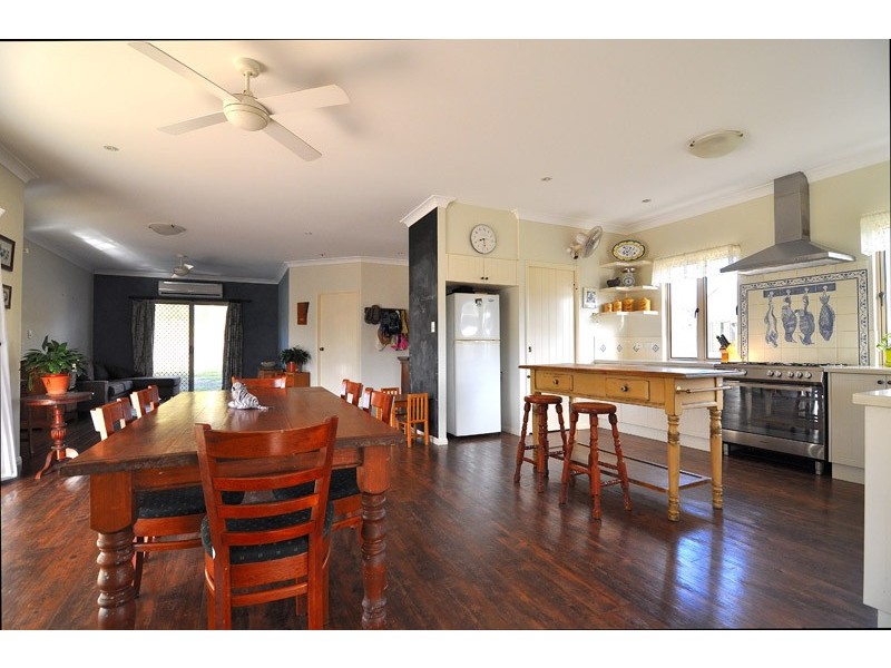 72  Cardinia Boulevard, Kuranda QLD 4881