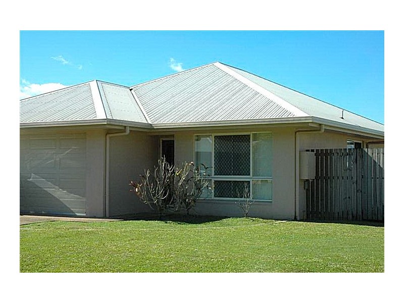 2 Mayne Close, Bentley Park QLD 4869