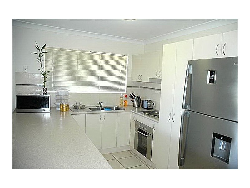 2 Mayne Close, Bentley Park QLD 4869