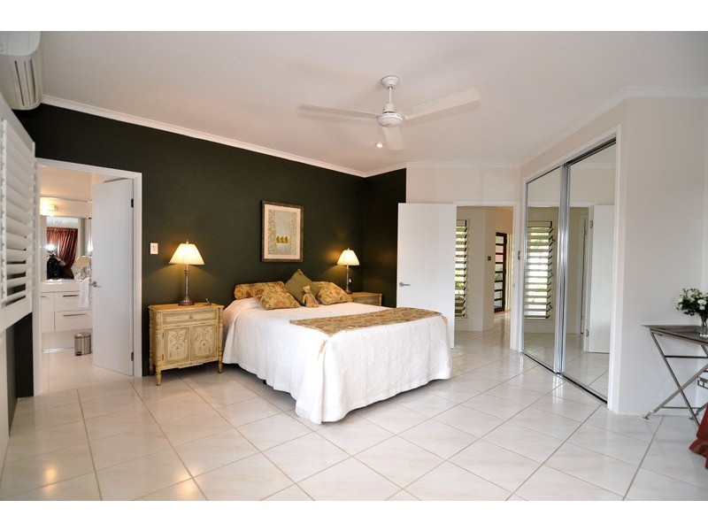 8 Bramble Street, Clifton Beach QLD 4879