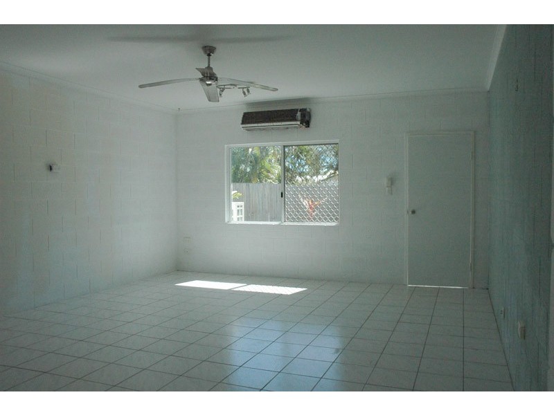 3/1 Kansas Close, White Rock QLD 4868