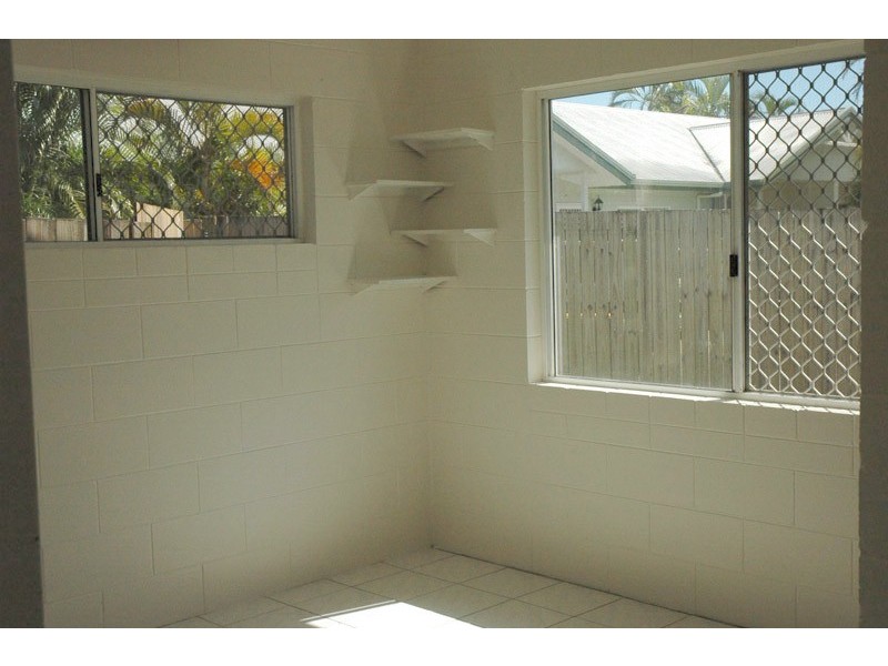 3/1 Kansas Close, White Rock QLD 4868
