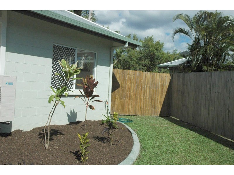 3/1 Kansas Close, White Rock QLD 4868