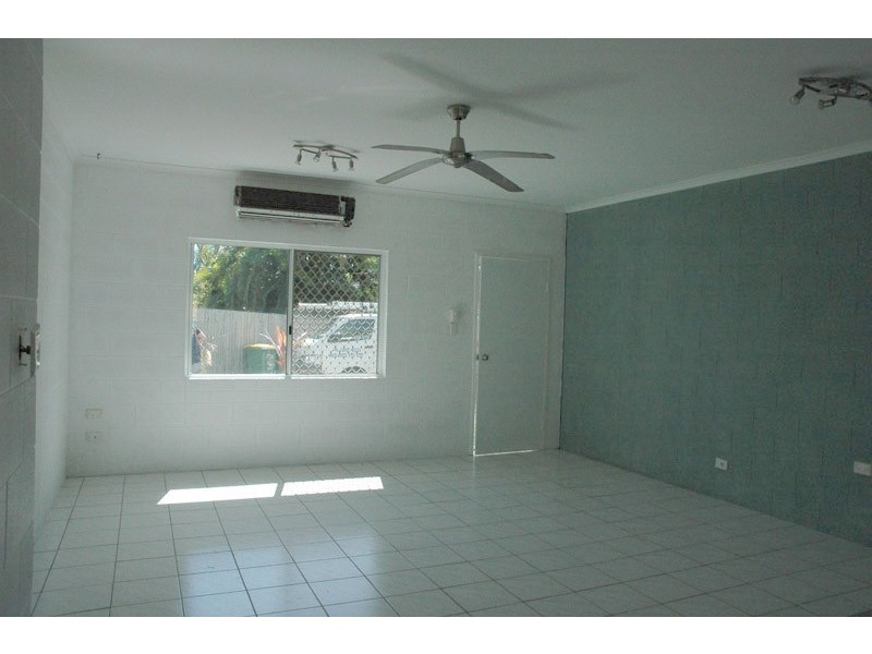 3/1 Kansas Close, White Rock QLD 4868