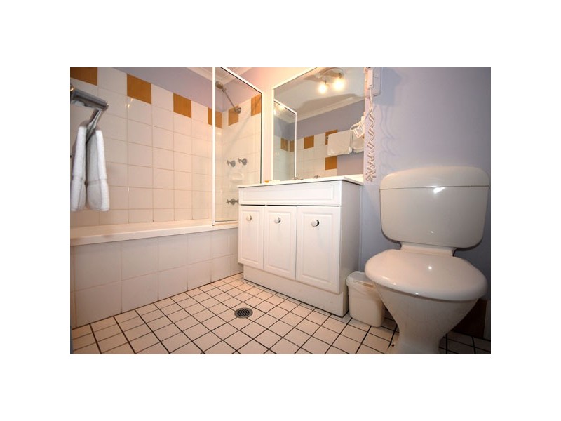 8/129-135 Oleander Street, Holloways Beach QLD 4878