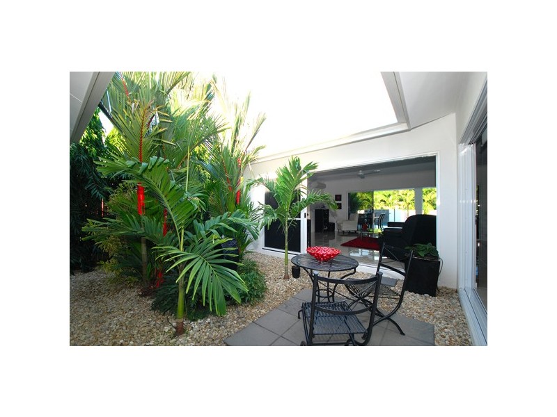 10 St. Crispin Street, Cairns QLD 4870