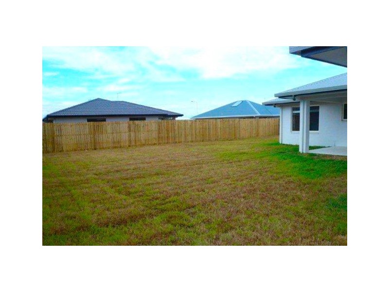 3 Disney Street, White Rock QLD 4868