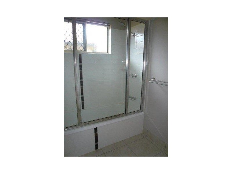 3 Disney Street, White Rock QLD 4868