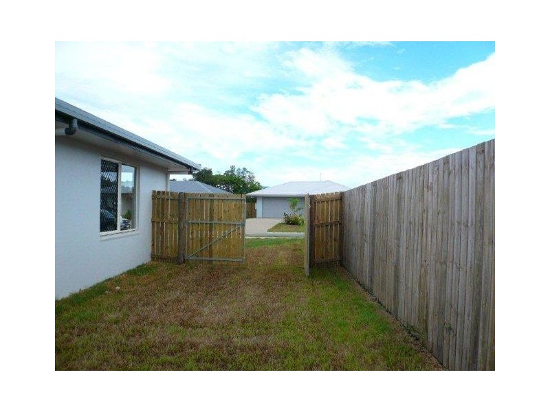 3 Disney Street, White Rock QLD 4868