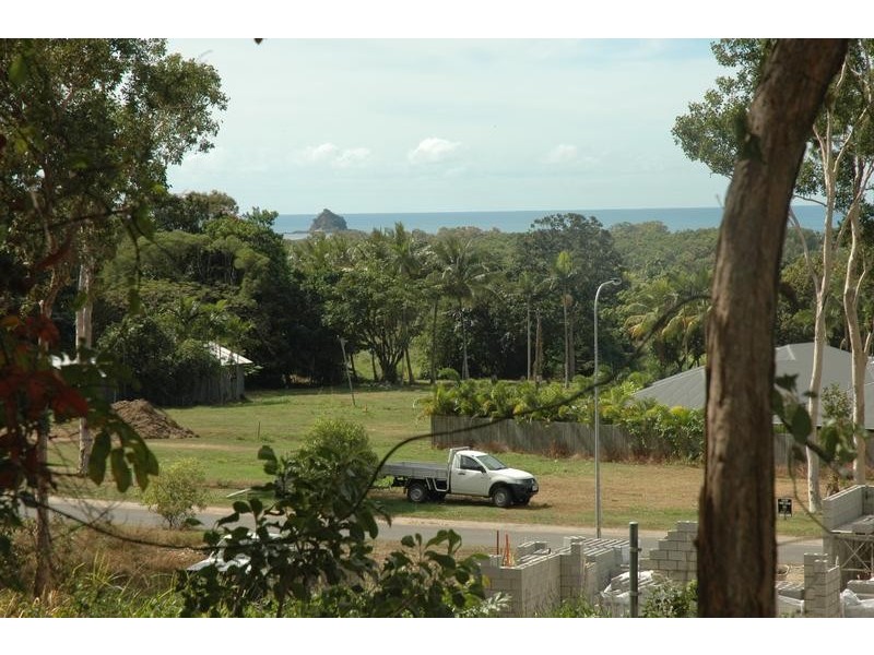 7 (Lot 4) Seclusion Drive, Palm Cove QLD 4879
