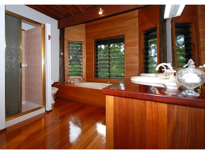 135 Stoney Creek Road, Kuranda QLD 4881