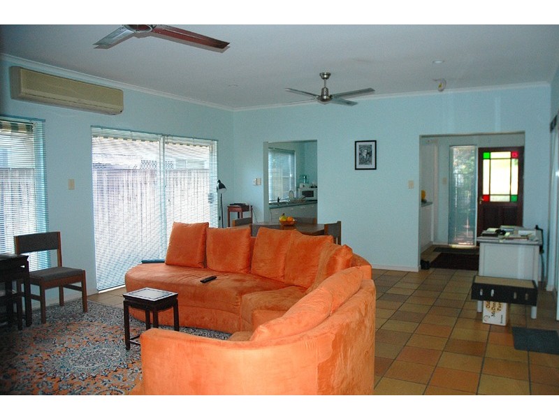 14 Rainy Mountain Place, Smithfield QLD 4878