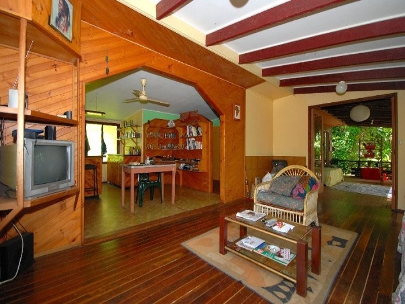 6 Kullaroo Close, Kuranda QLD 4881