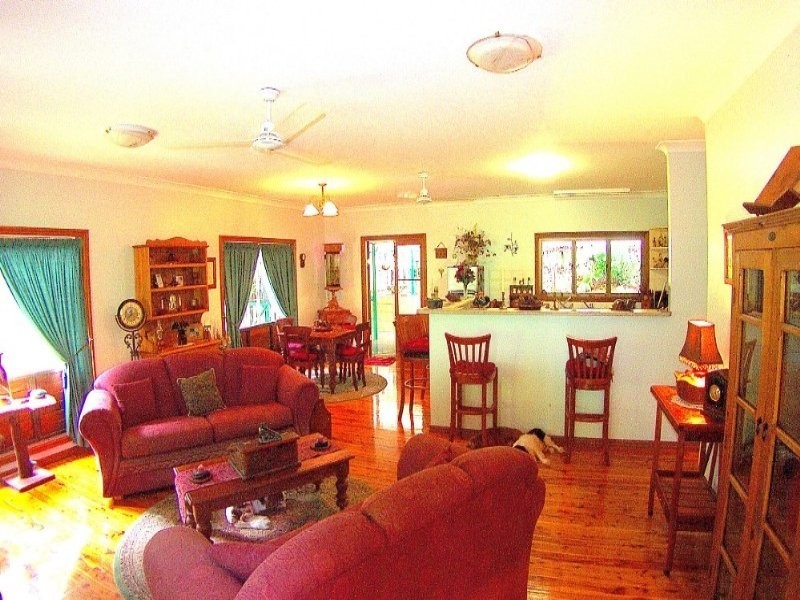 19 Kuranda Crescent, Kuranda QLD 4881