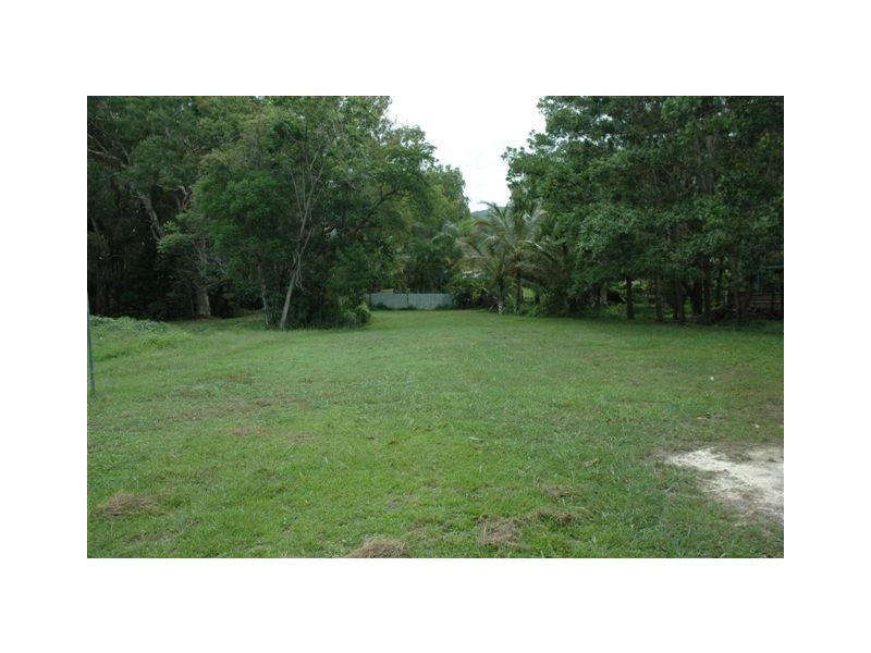 21 Hope Street, Clifton Beach QLD 4879